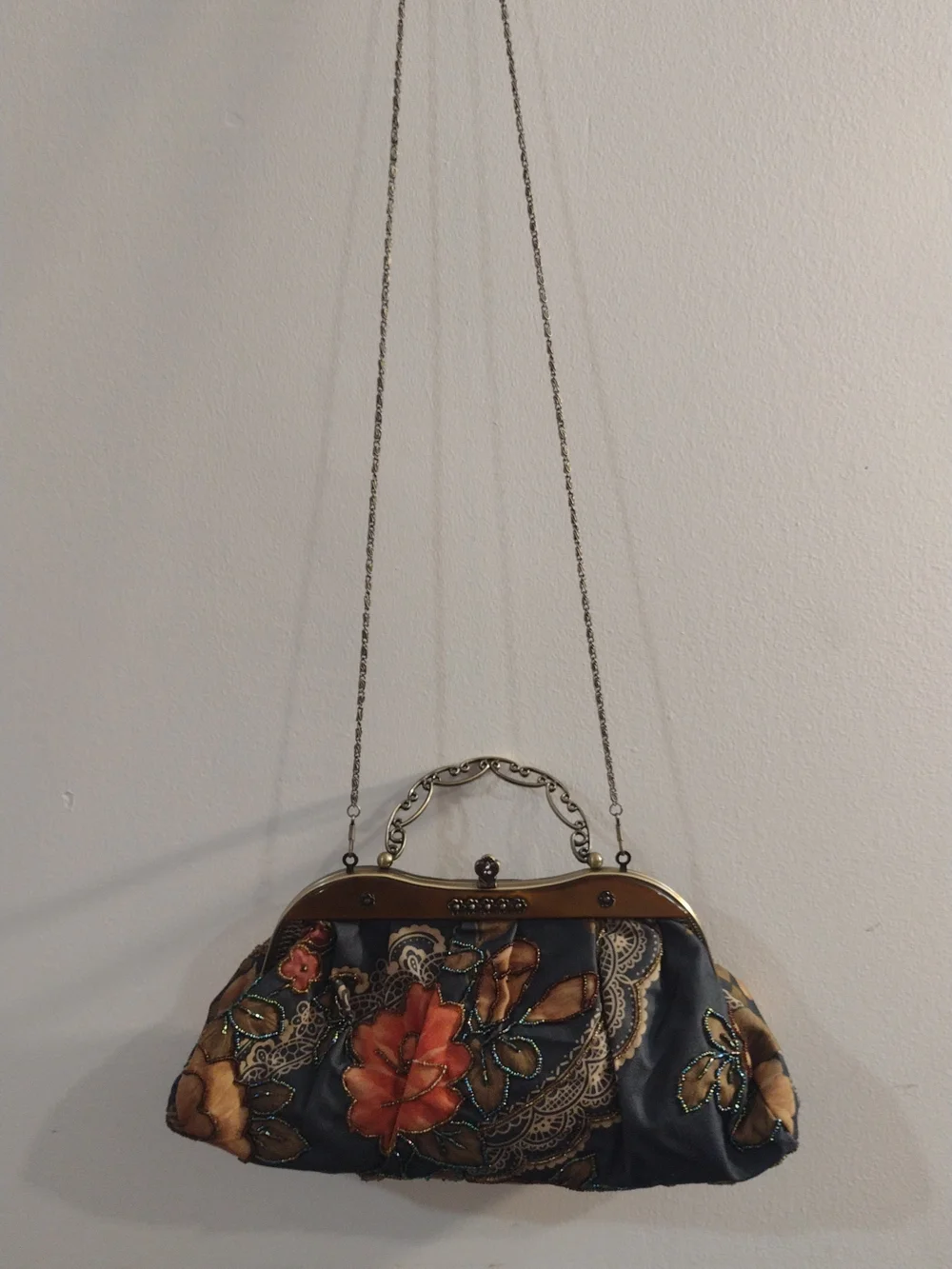 Vintage Floral Beaded Evening Clutch - Black & Tan